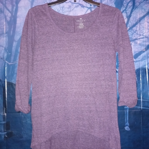 🎉Vanity Ladies Plum Top - Picture 5 of 8